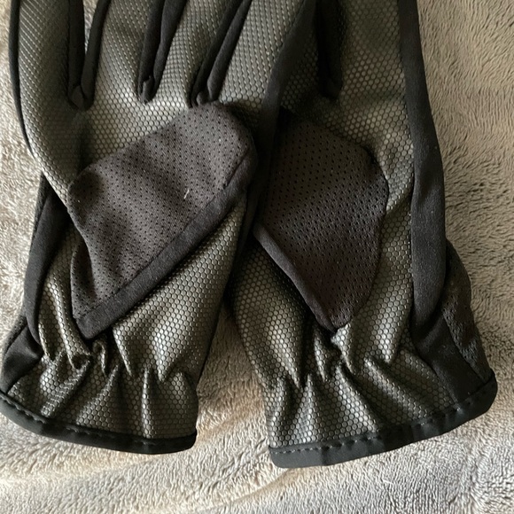 Radians black gloves - Picture 2 of 3